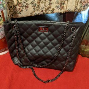 Diamond Lattice Shoulder bag